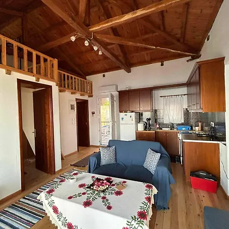 Avgoustina's * Glossa