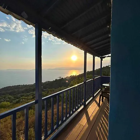 Semesterbostad Avgoustina's Glossa