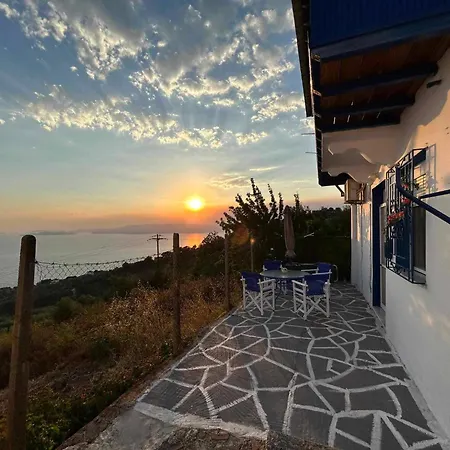 Avgoustina's Semesterbostad Glossa