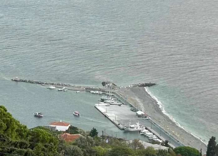 Avgoustina's Case de vacanță Glossa