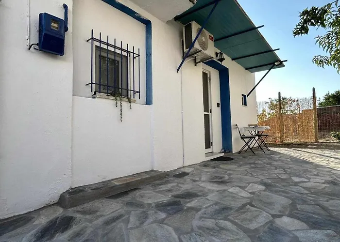 Avgoustina's * Glossa